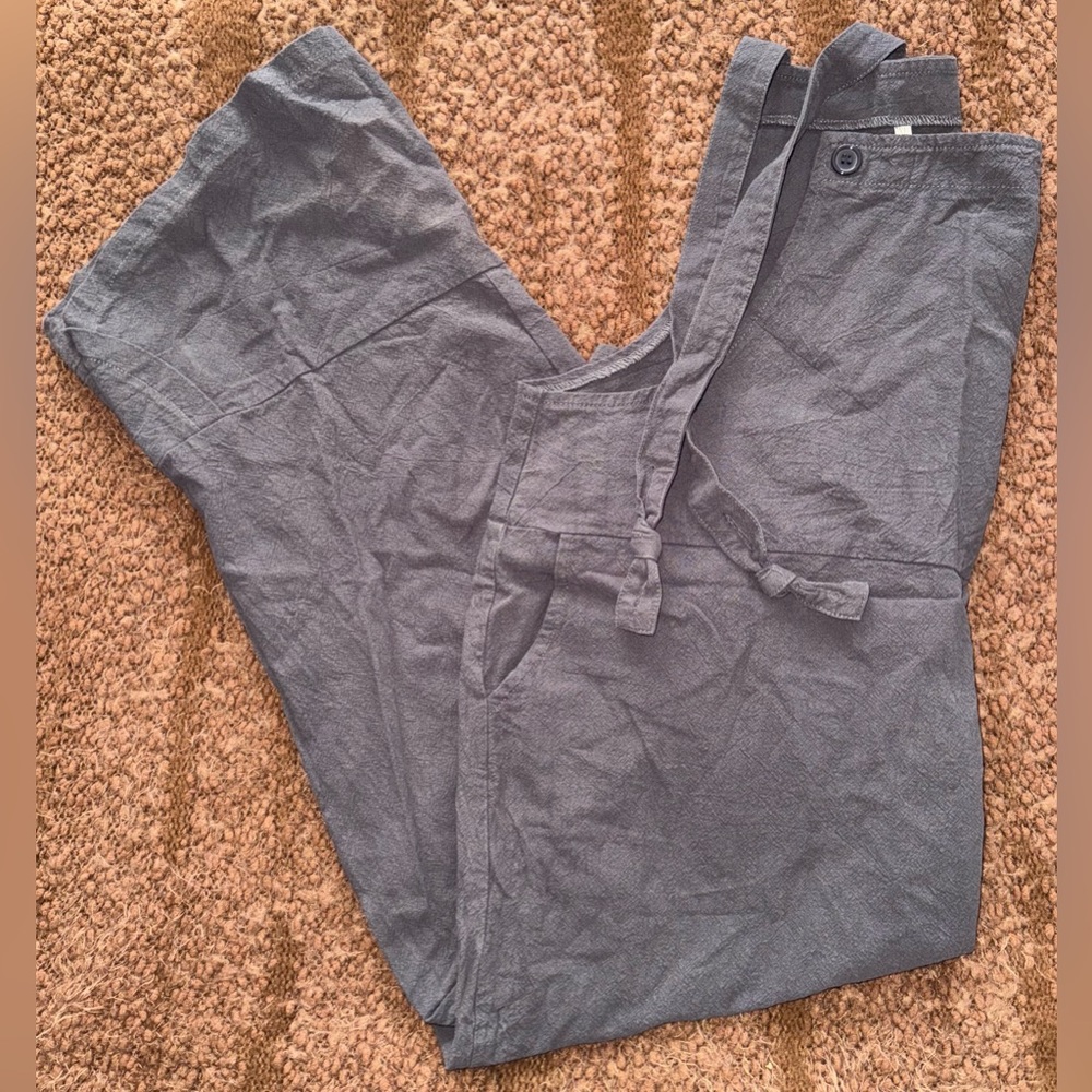 Grey-purple linen cropped bibs